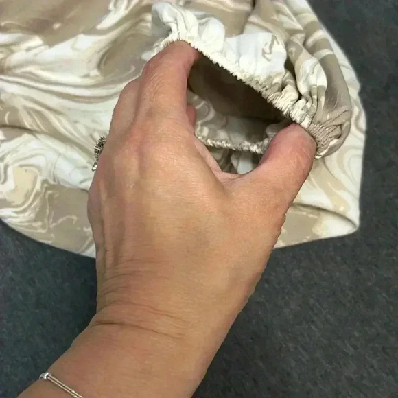 Polyester, size medium, cream, beige, and tan. - Picture 6 of 7